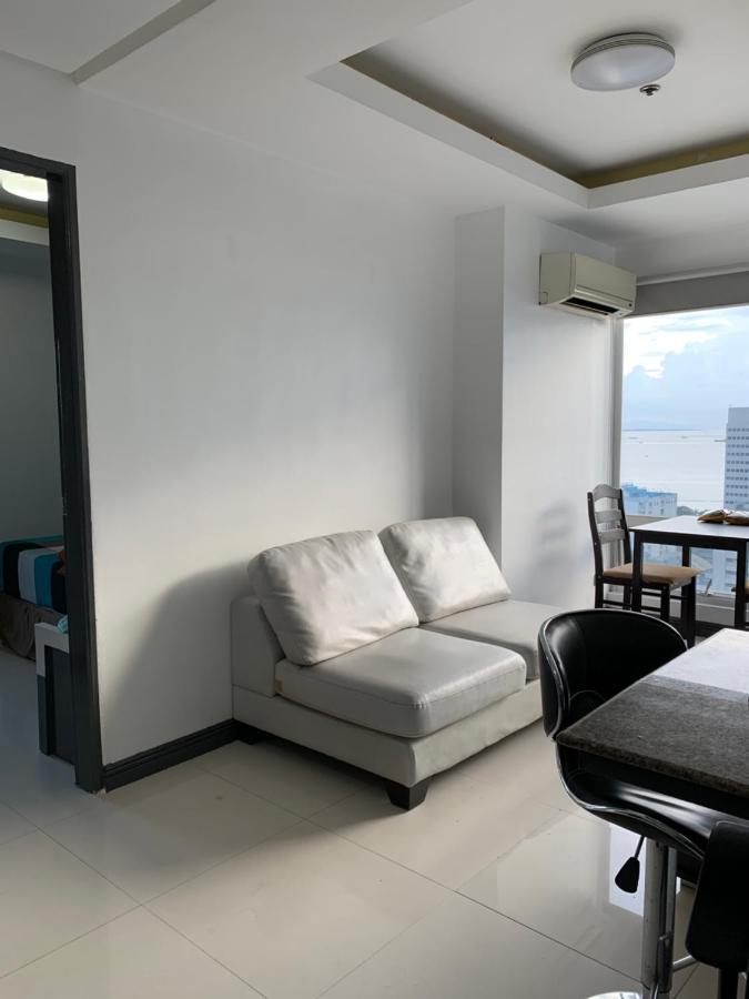 1 Bedroom With Balcony, Fully Furnished Overlooking Manila Bay At Birch Tower, Malate, Manila Luaran gambar
